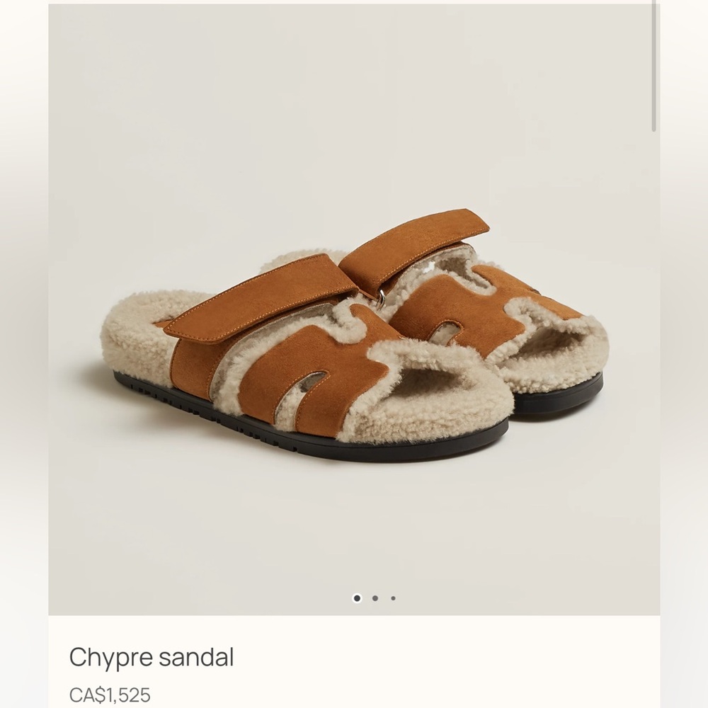 Size 39 New with box and receipt hermes shearling chypre sandals
